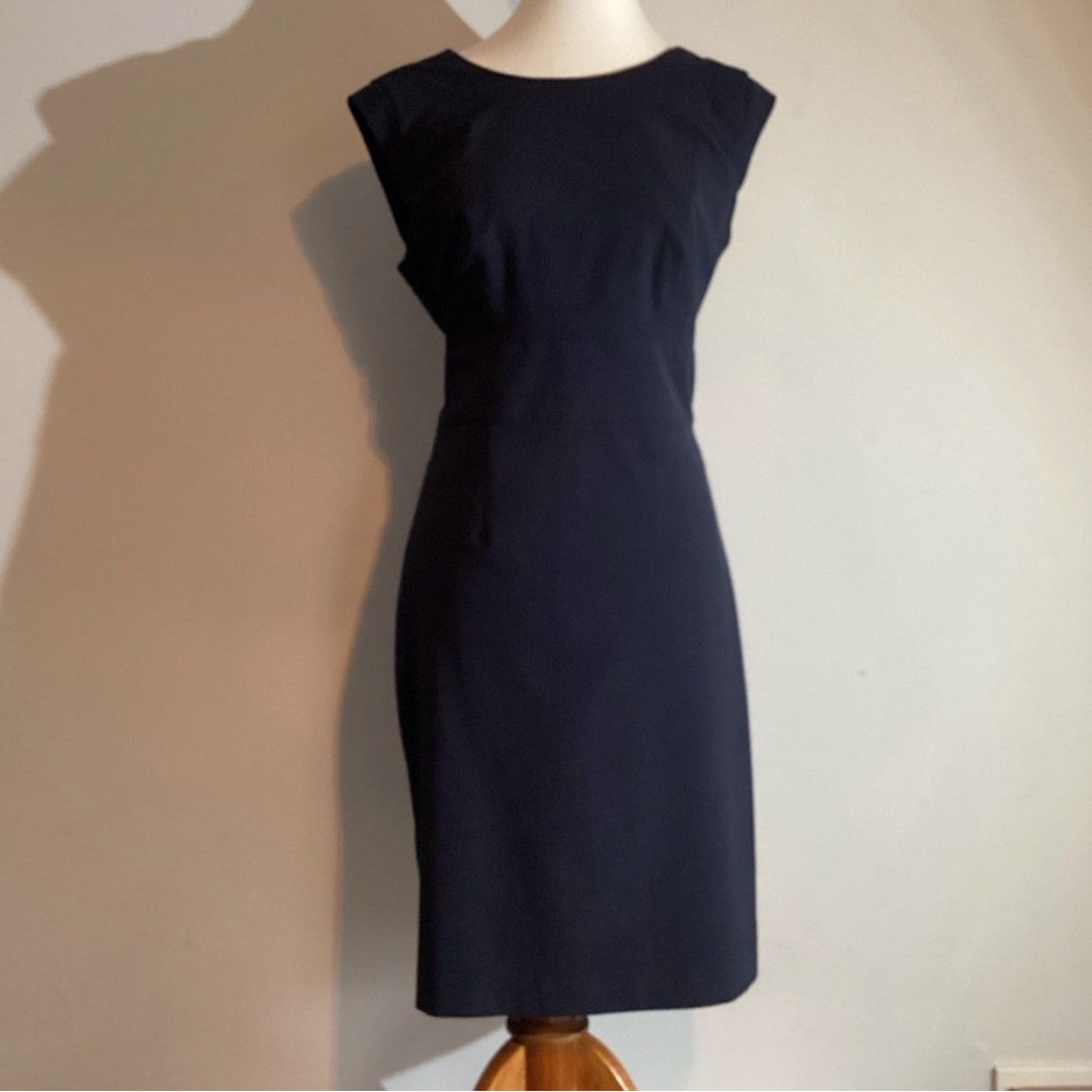 The Limited Navy Sheath Dress, Cap Sleeve, front rounded neckline, Vback, sz 10